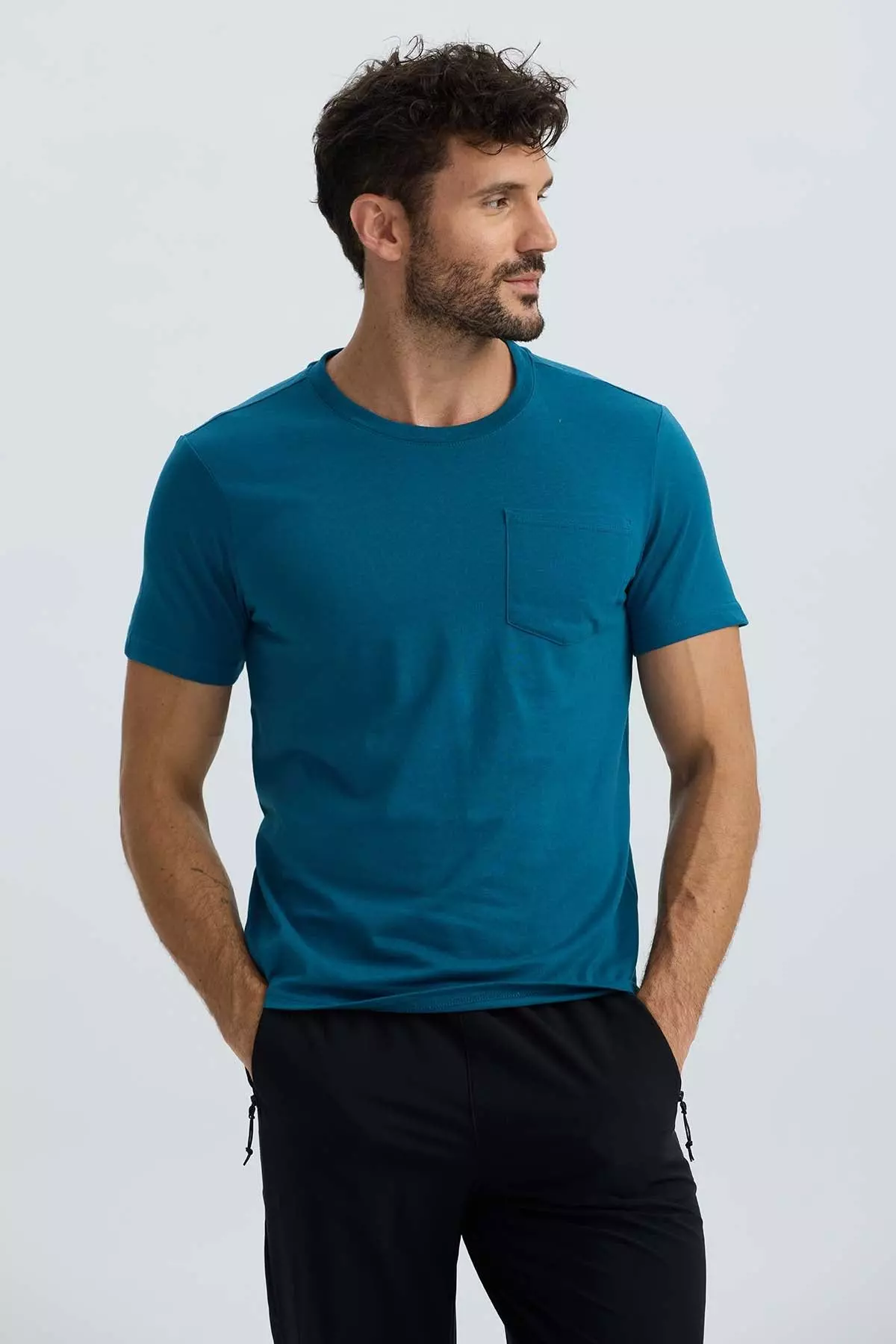 Polera Hombre Básica Con Bolsillo Petroleo-1