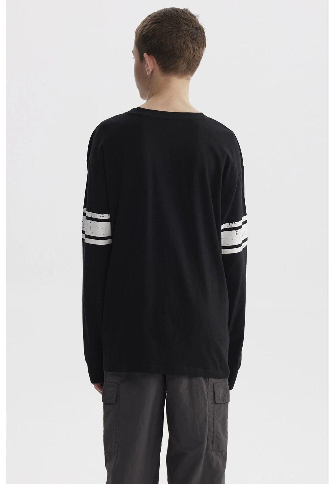 Polera Niño College Con Franjas Negro-2