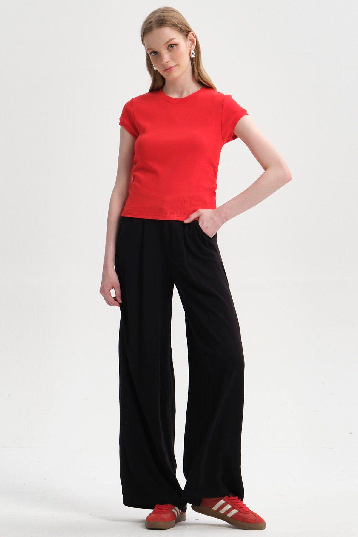 Polera Mujer Cropped Rojo-3