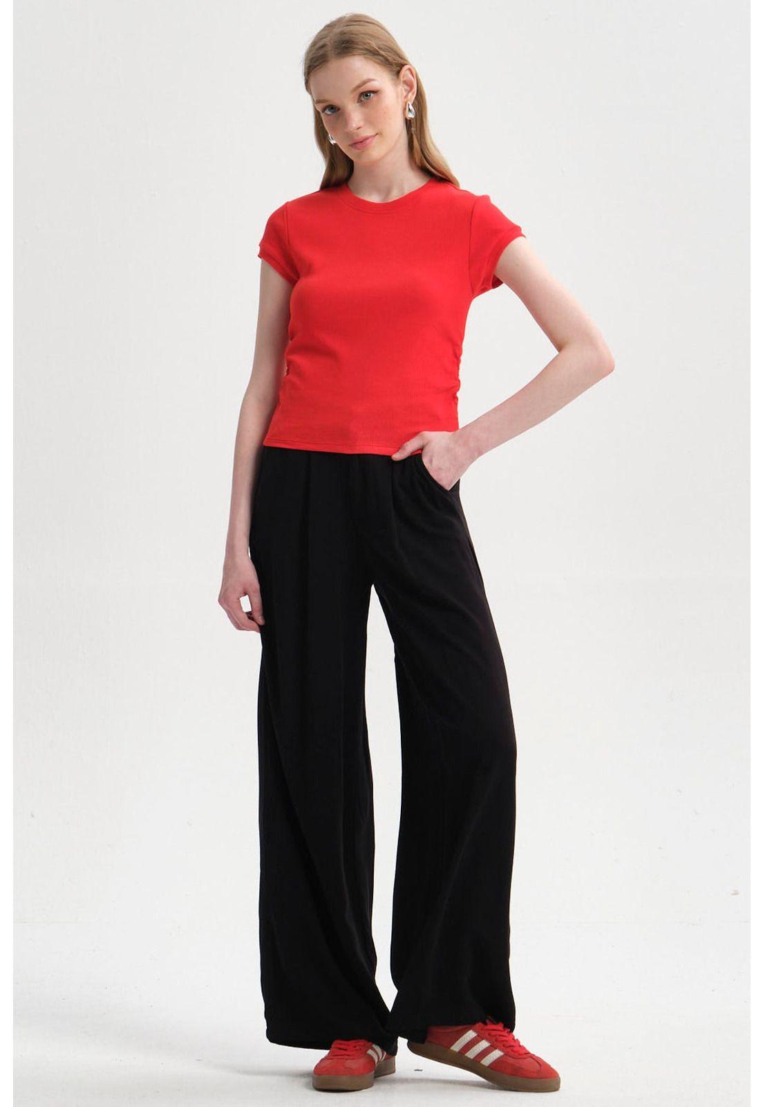 Polera Mujer Cropped Rojo-3