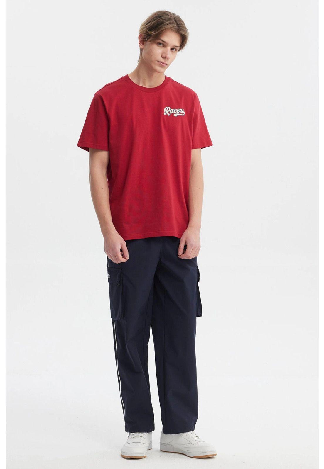 Polera Hombre Regular Fit Print Trasero Rojo-3