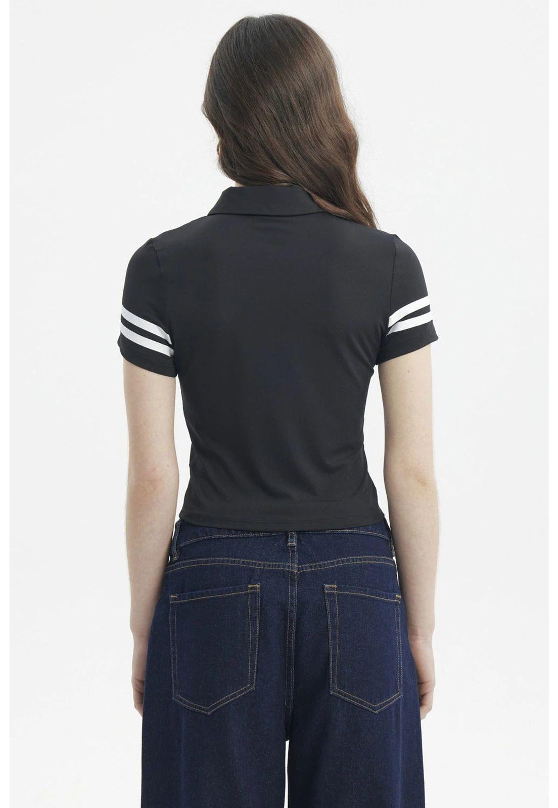 Polera Mujer Madia Pata Botón Negro-2