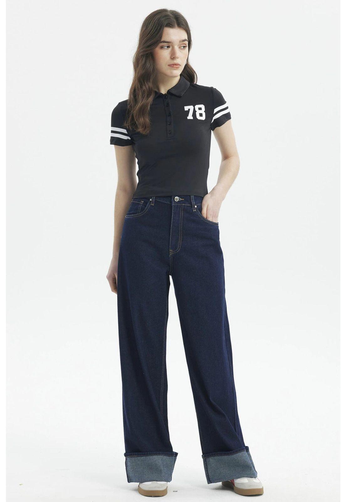 Polera Mujer Madia Pata Botón Negro-3