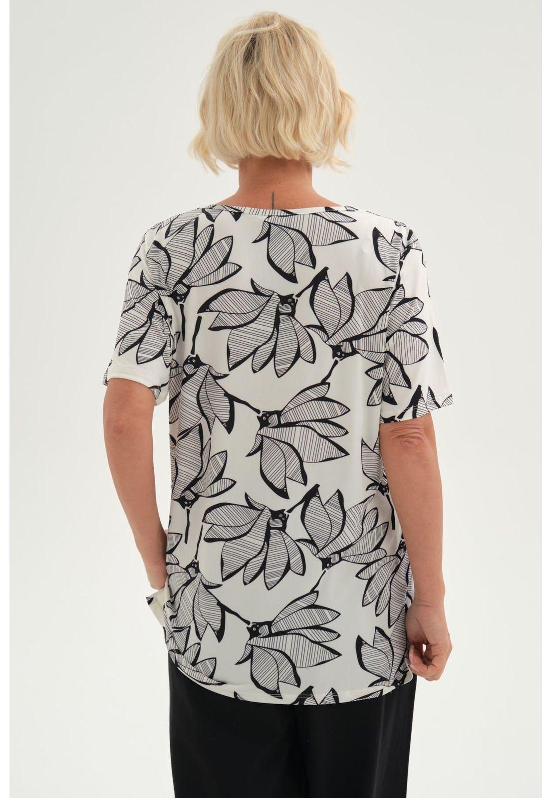 Polera Mujer Full Estampado Aplicación Negro-2