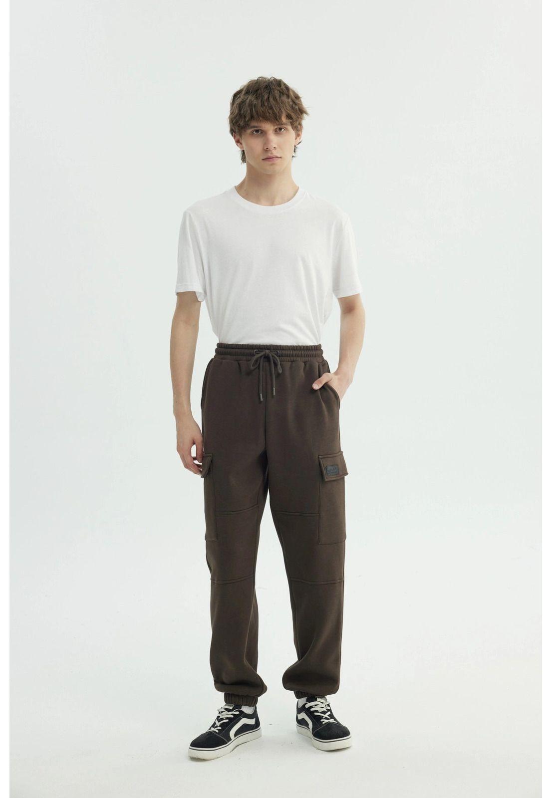 Pantalón Buzo Hombre Calce Recto Marrón-3