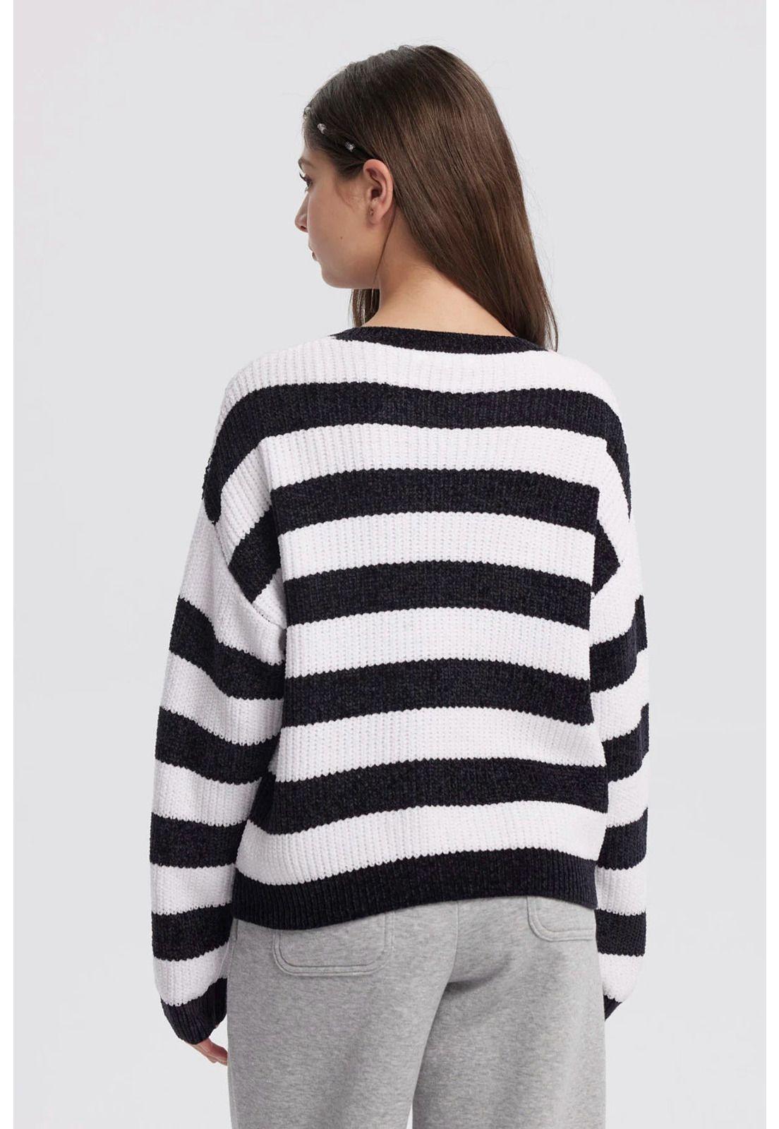 Sweater Niña Slim Negro-2