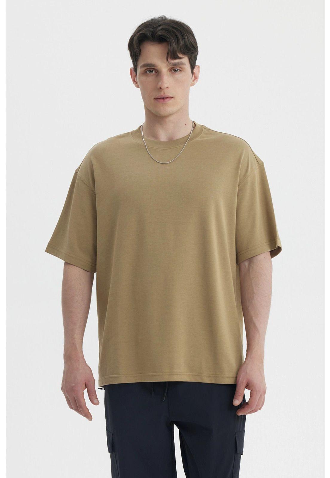 Polera Hombre Loose Fit Kaki-0