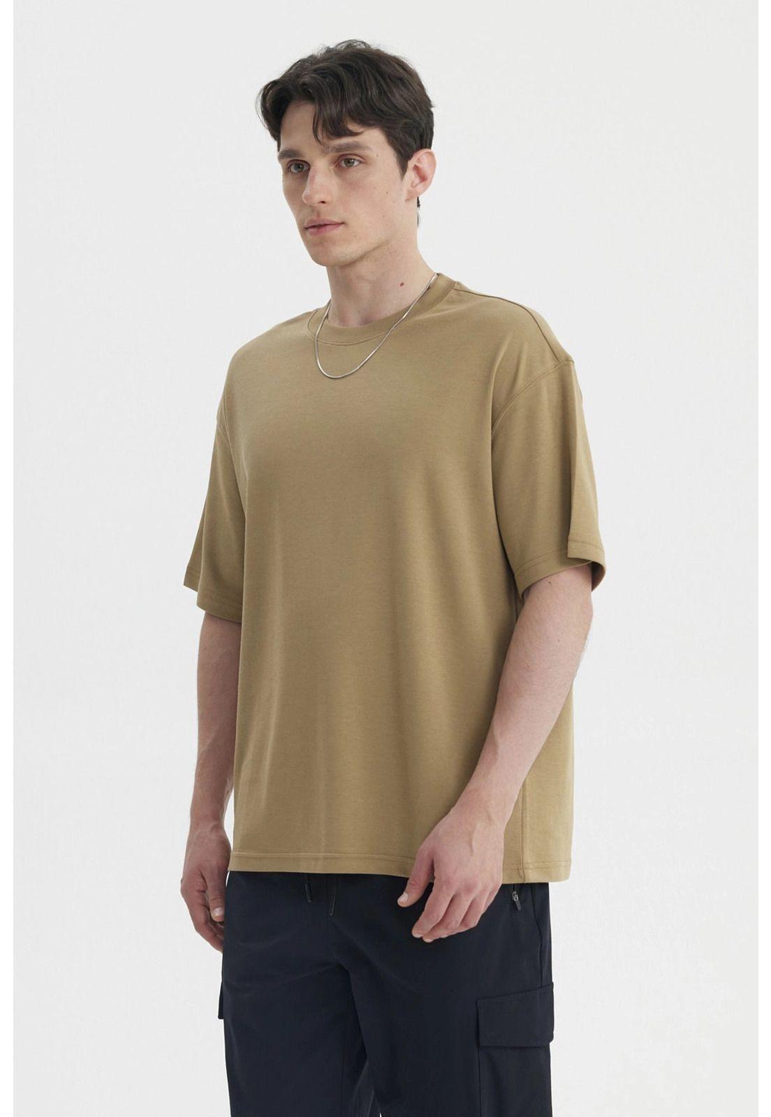 Polera Hombre Loose Fit Kaki-1