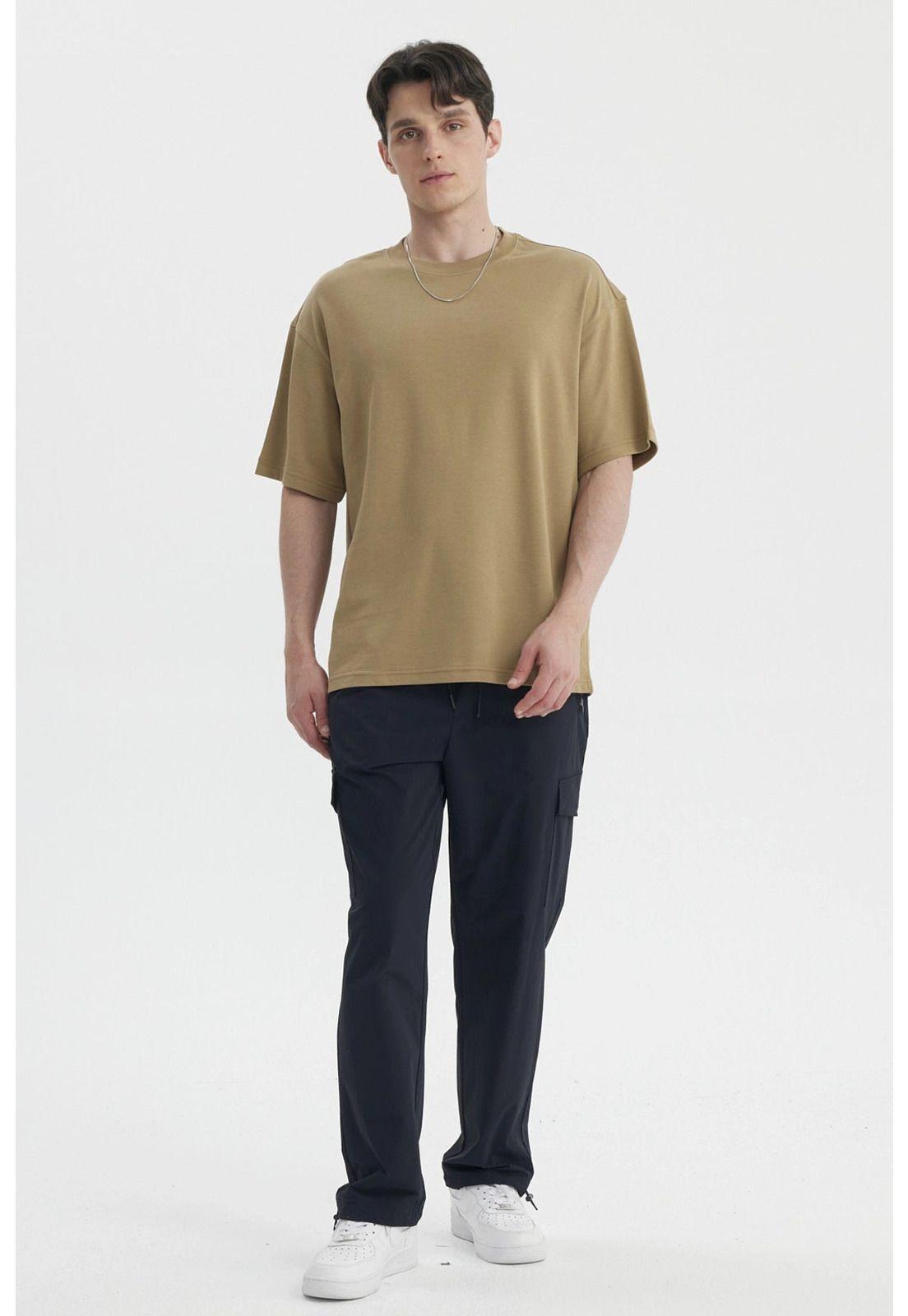 Polera Hombre Loose Fit Kaki-3