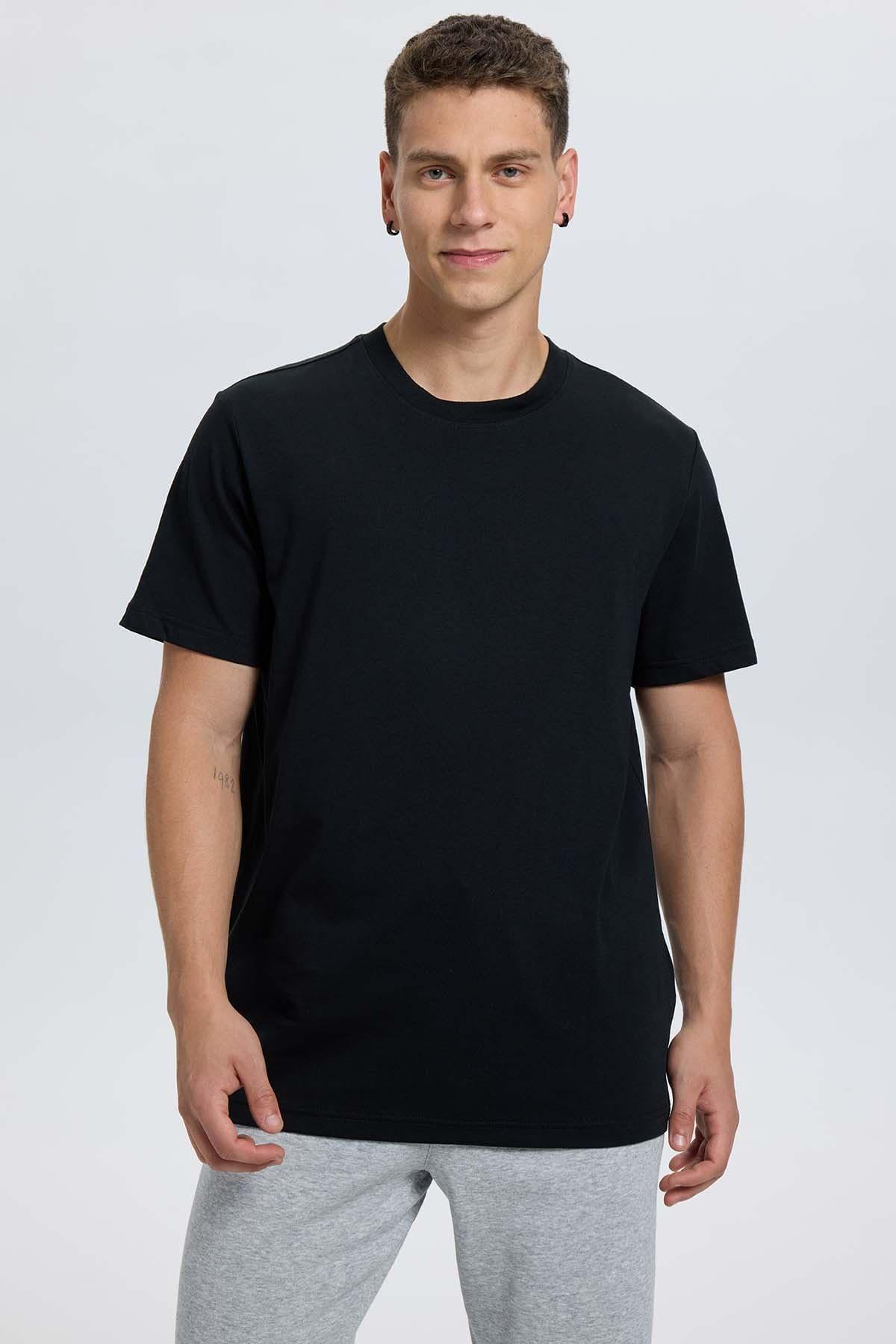 Polera Hombre Long Fit Básica Negro-0
