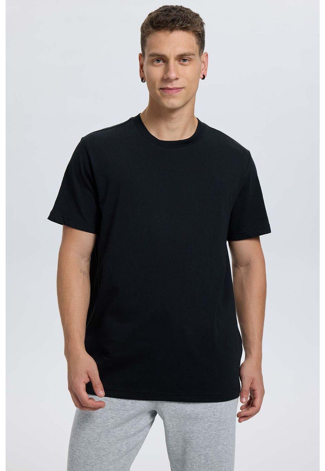 Polera Hombre Regular Fit Básica Negro-0
