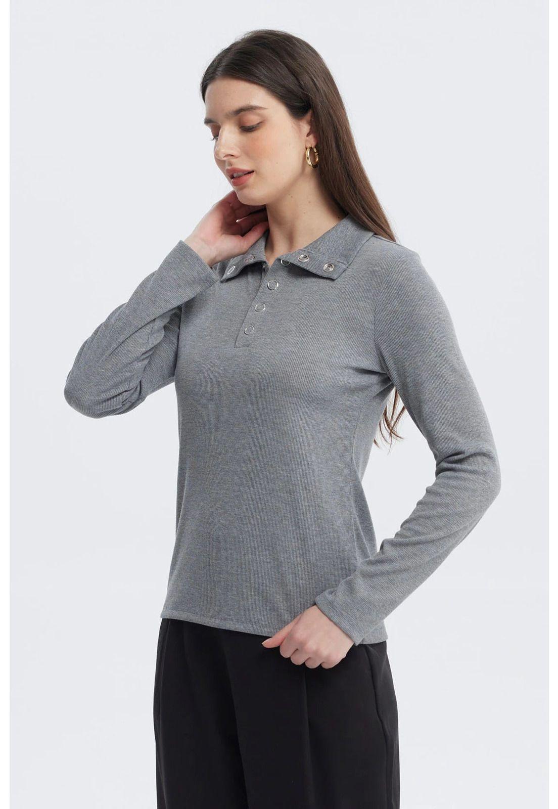 Polera Mujer Con Botón Gris Melange-1