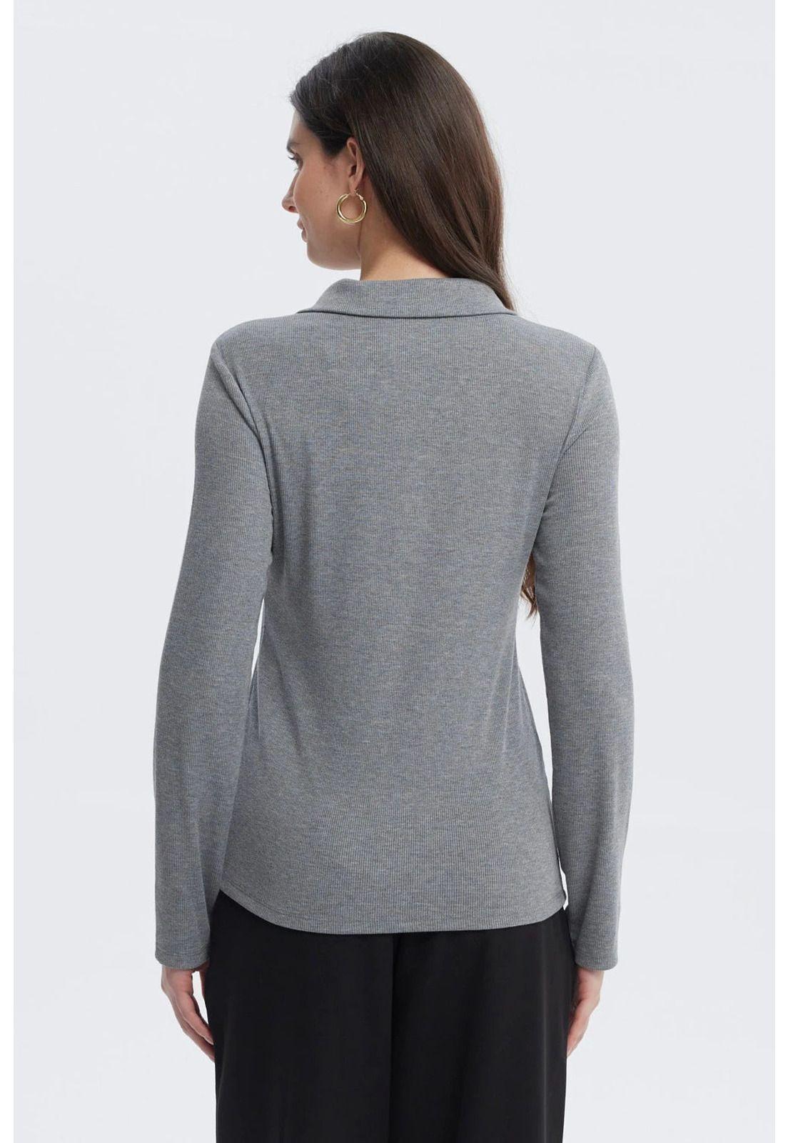 Polera Mujer Con Botón Gris Melange-2