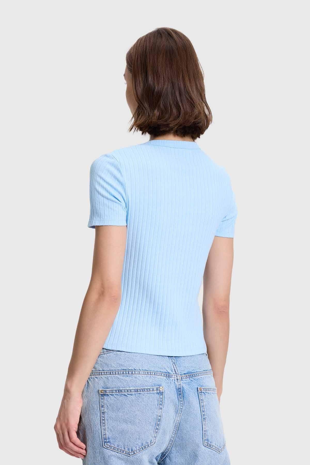 Polera Mujer Rip Crop Celeste-2