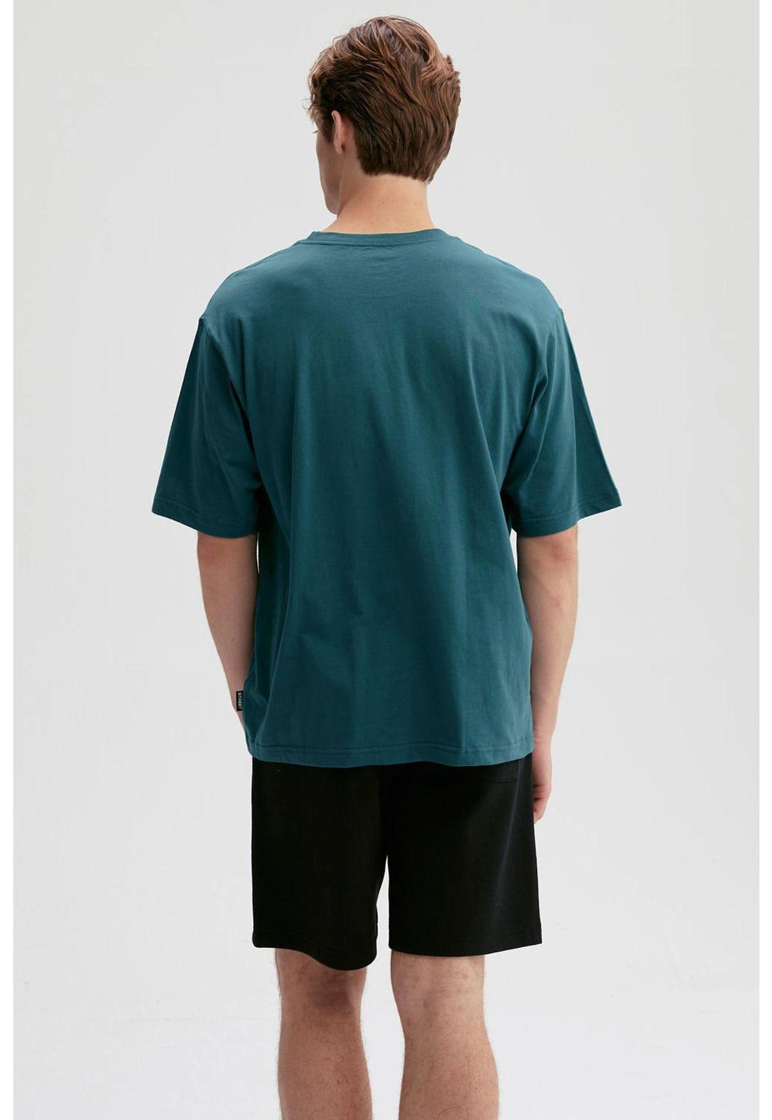 Polera Hombre Print Central Verde Oscuro-2