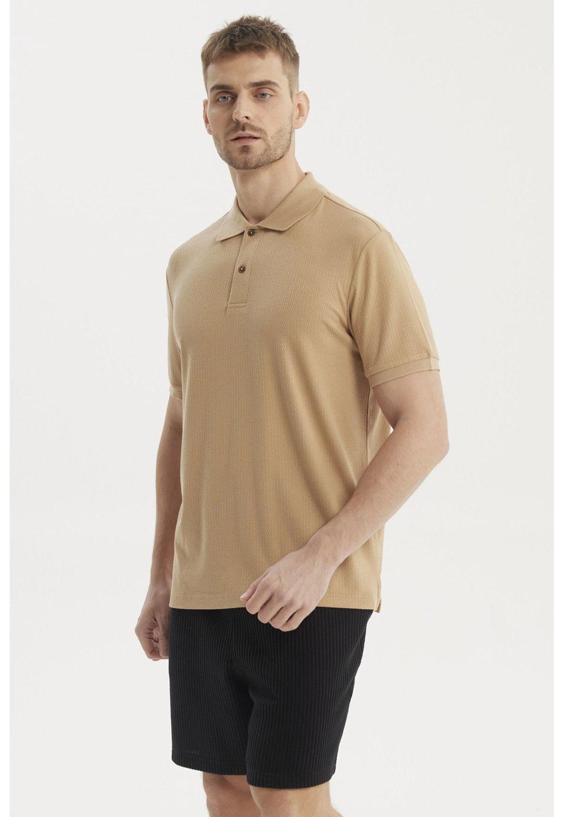 Polera Hombre Cuello Camisero Beige-1