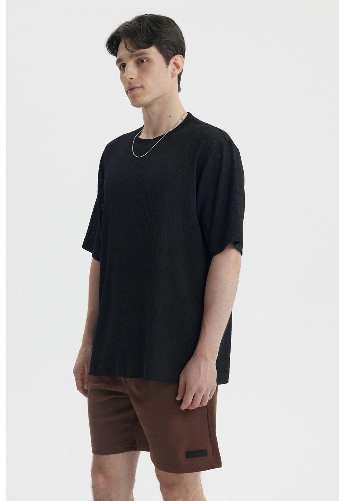 Polera Hombre Slim Negro- IX-1