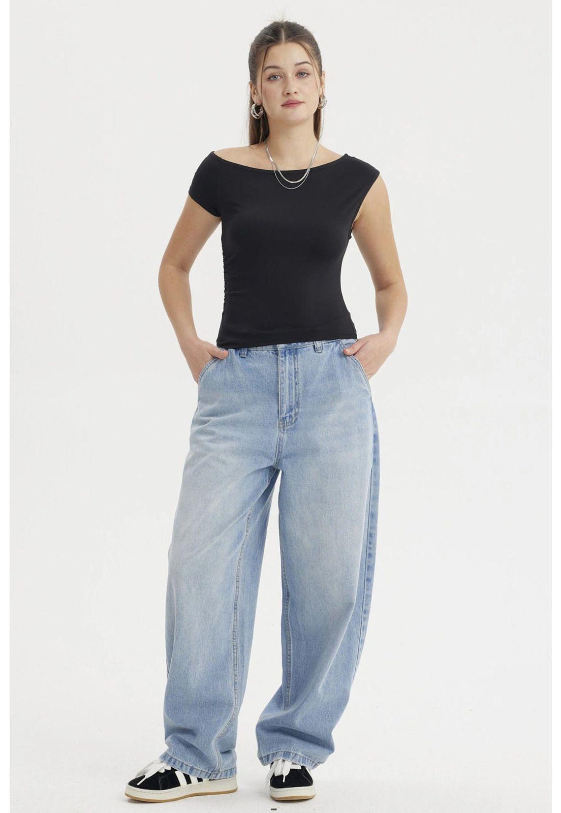 Polera Mujer Cuello Asimétrico Negro-3