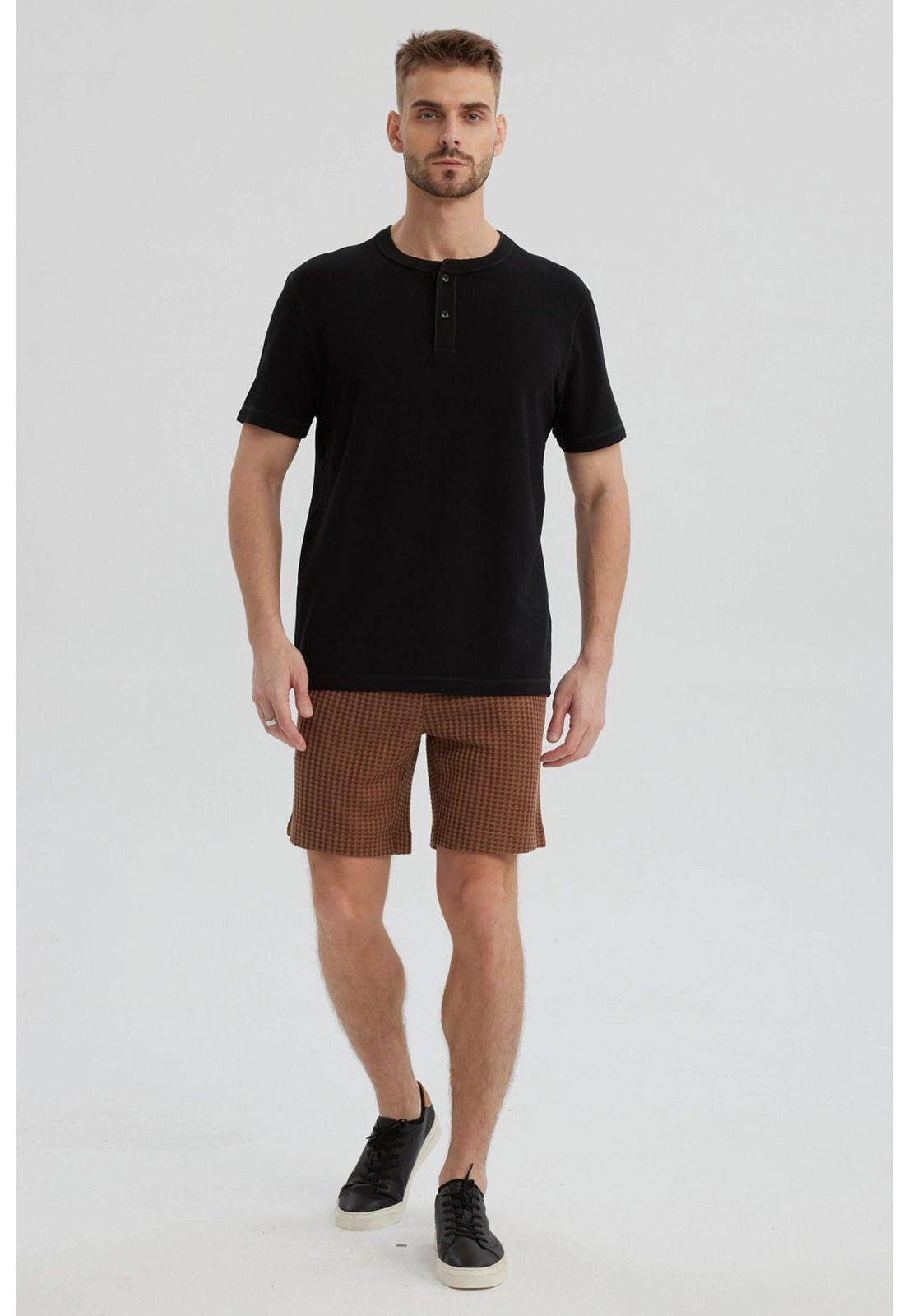 Bermuda Hombre Calce Recto Café-3