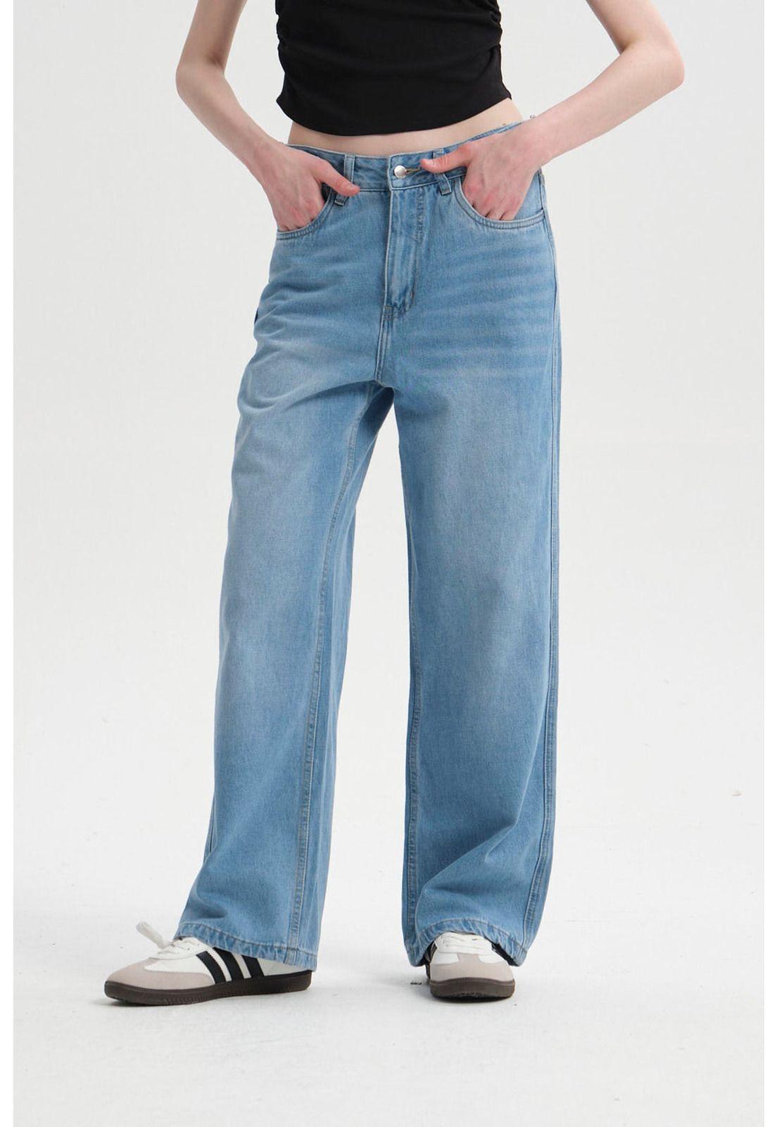 Jeans Mujer Calce Recto Deshilachado Azul Claro-0