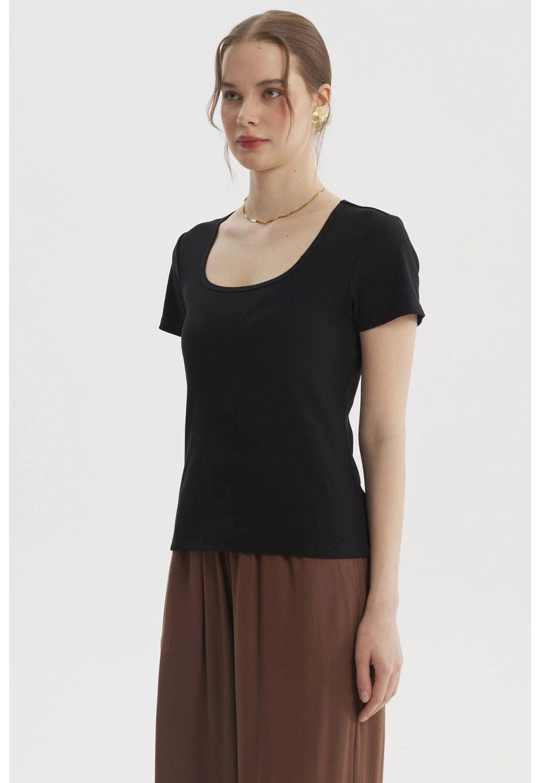 Polera Mujer Escote Cuadrado Rib Negro-1
