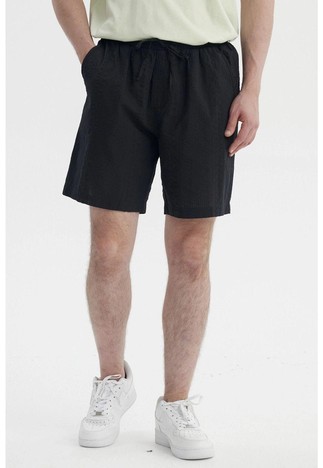 Bermuda Hombre Calce Recto Negro- Vlll-0