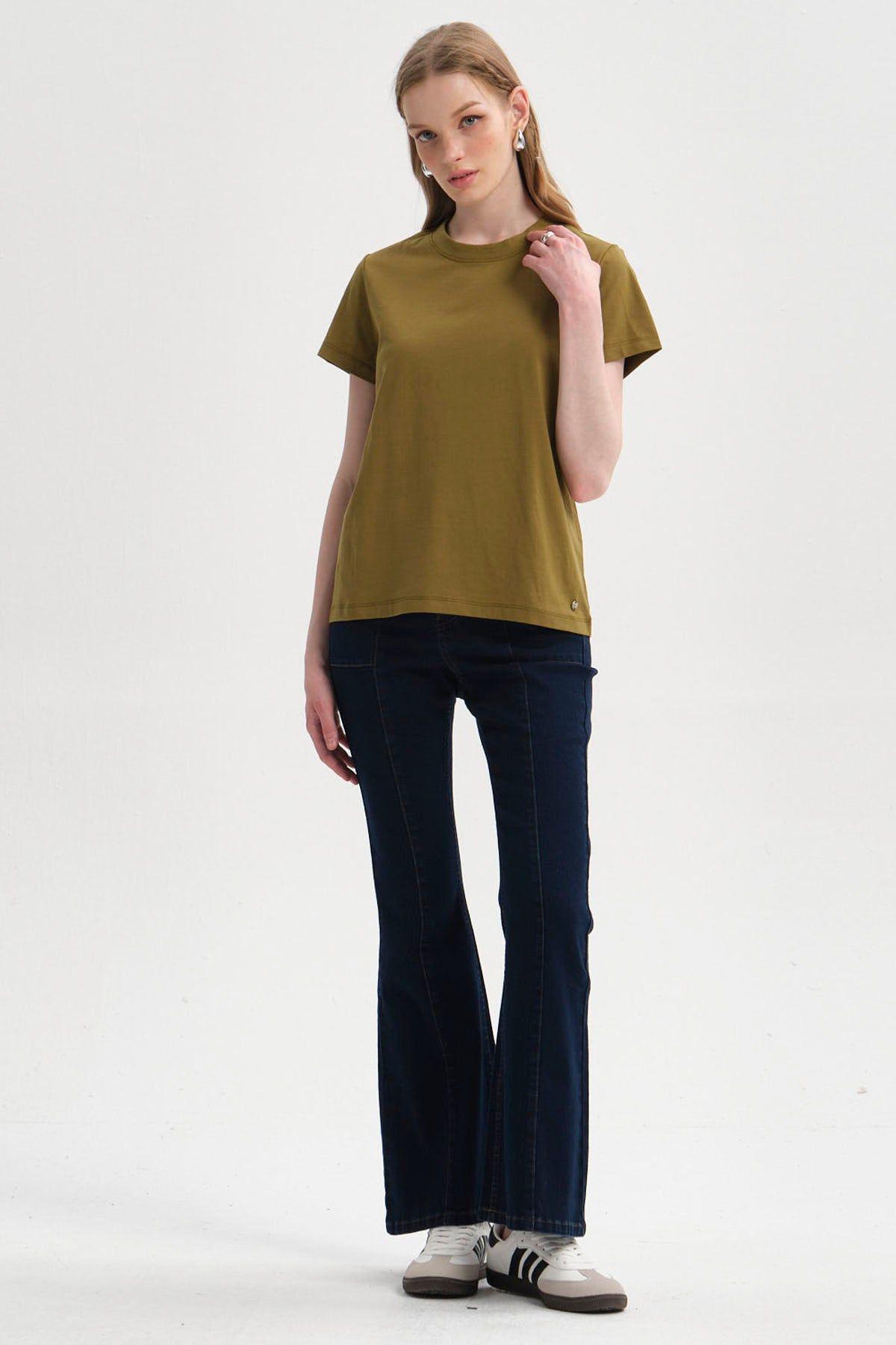 Polera Mujer Lisa Verde Olivo-3