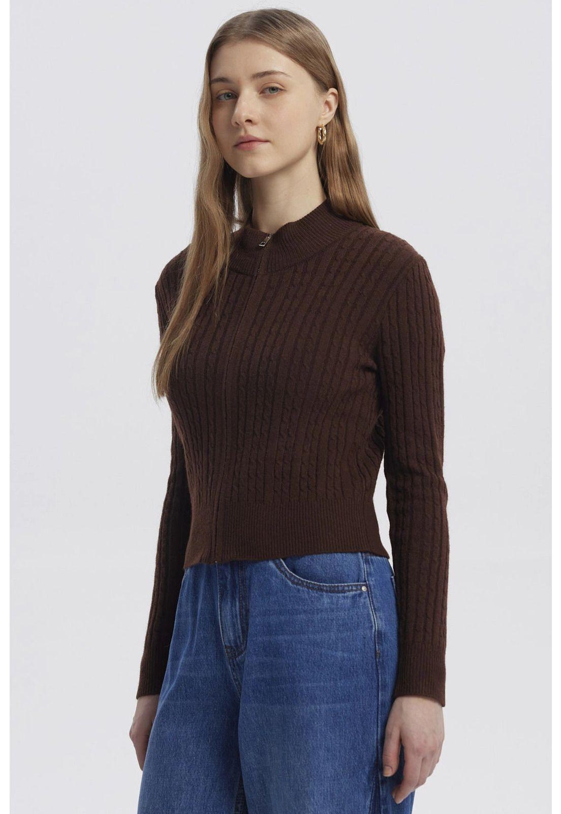 Sweater Mujer Cuello Con Cierre Café Oscuro-1