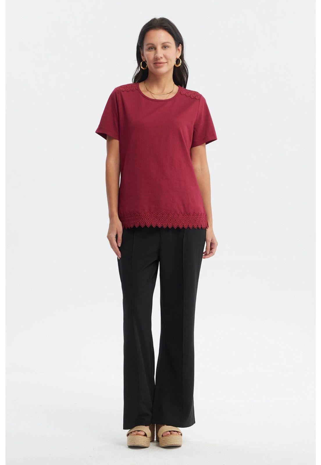 Polera Mujer Detalle Cuello Rojo-3