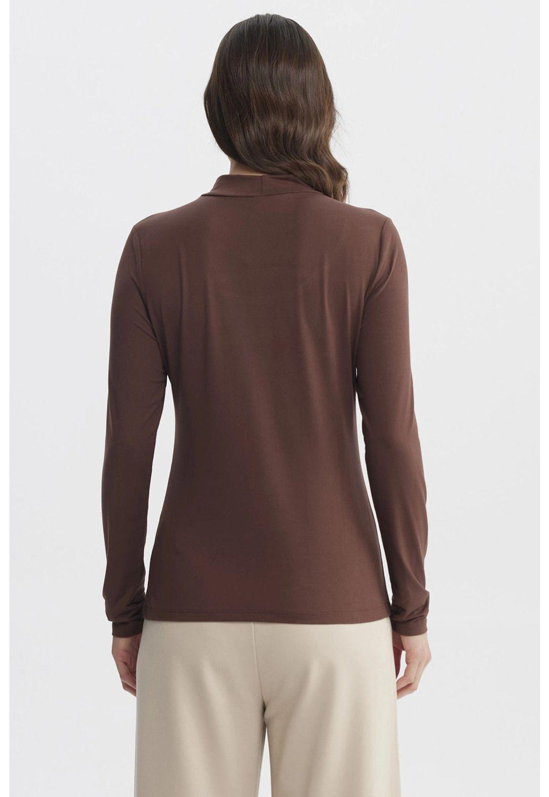 Polera Mujer Slim Cuello Apoyado Café Claro-2