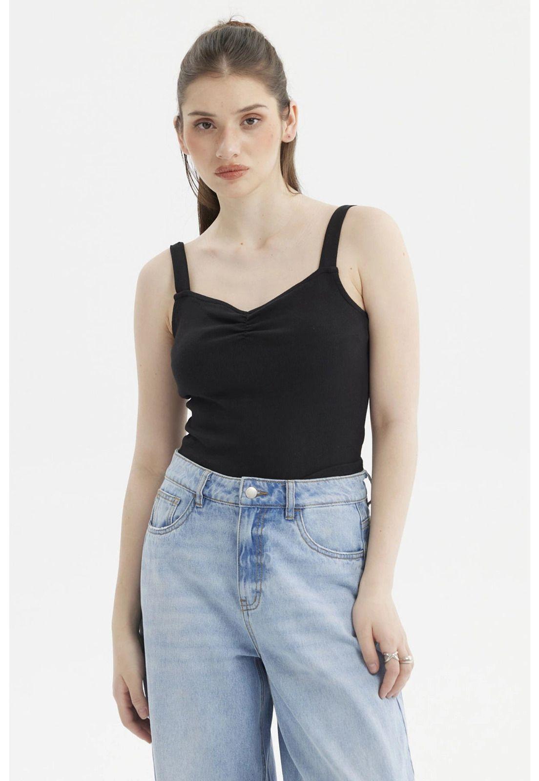 Polera Mujer Escote Corazón Y Recogido Negro-0
