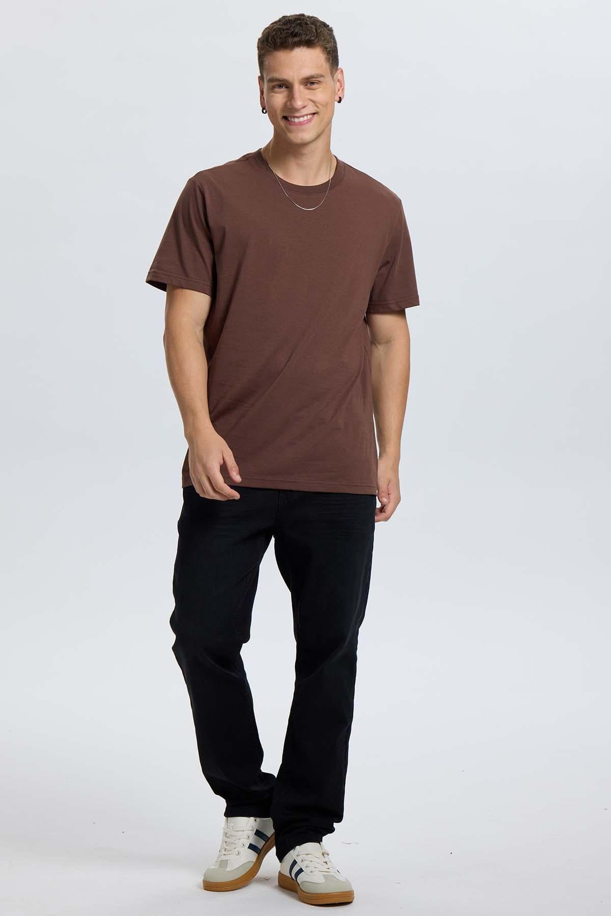 Polera Hombre Long Fit Básica Chocolate-3