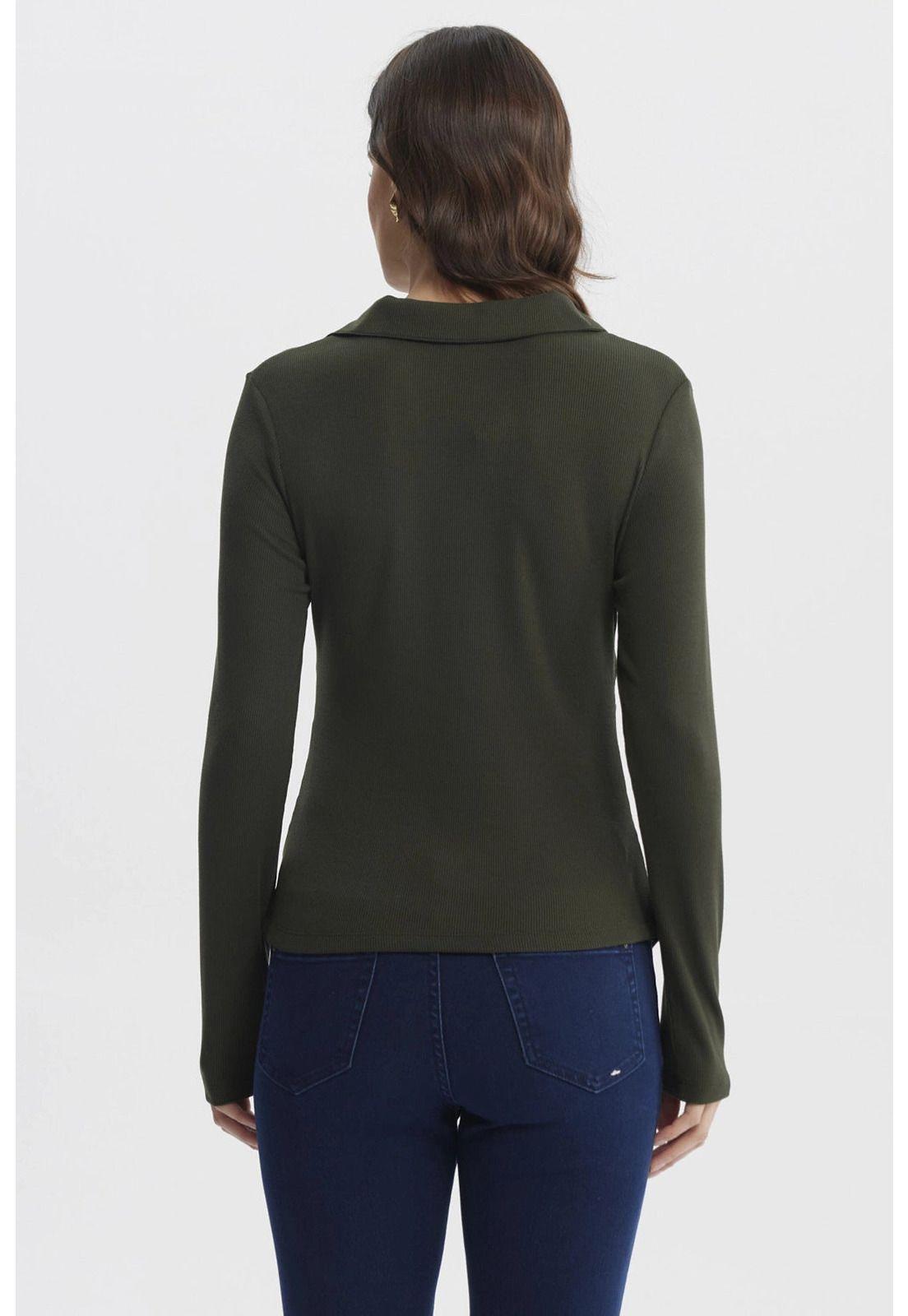 Polera Mujer Cuello Camisero Verde Musgo-2