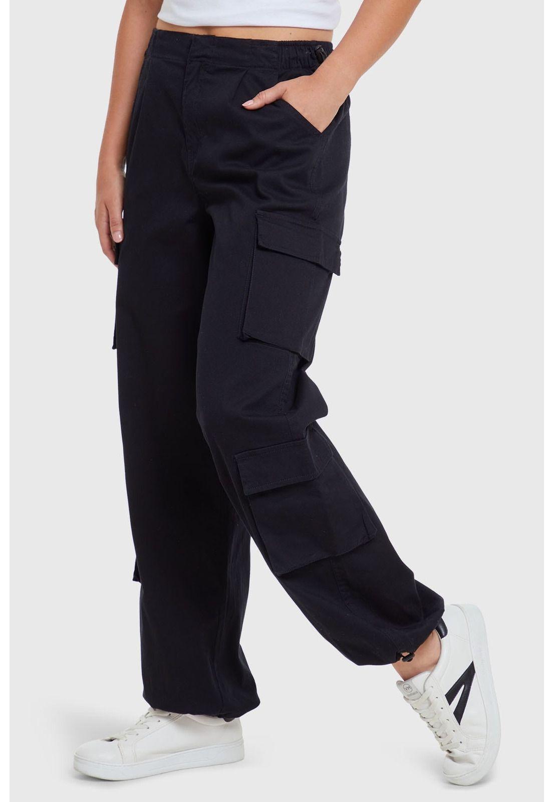 Pantalón Cargo Negro-1