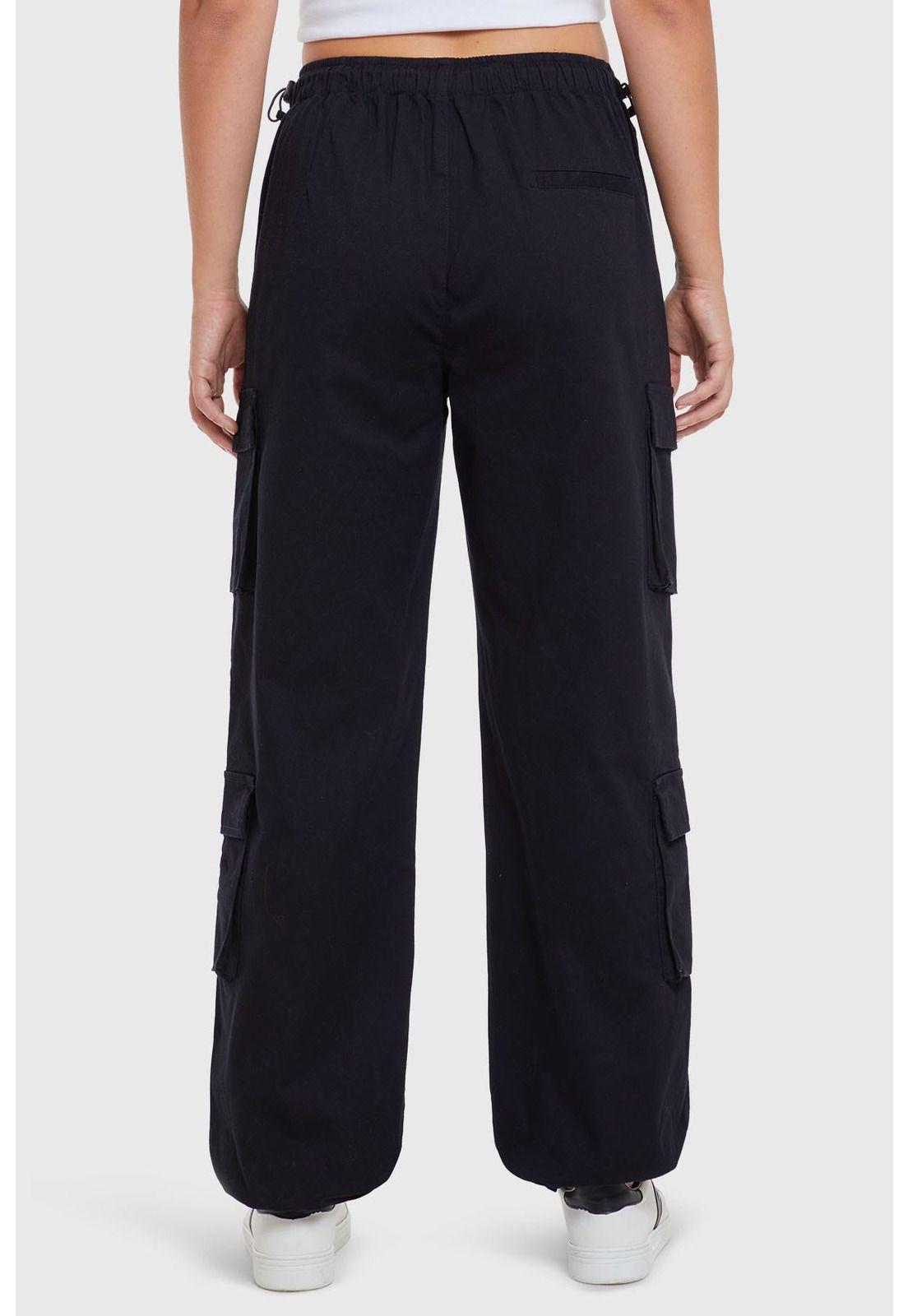 Pantalón Cargo Negro-2