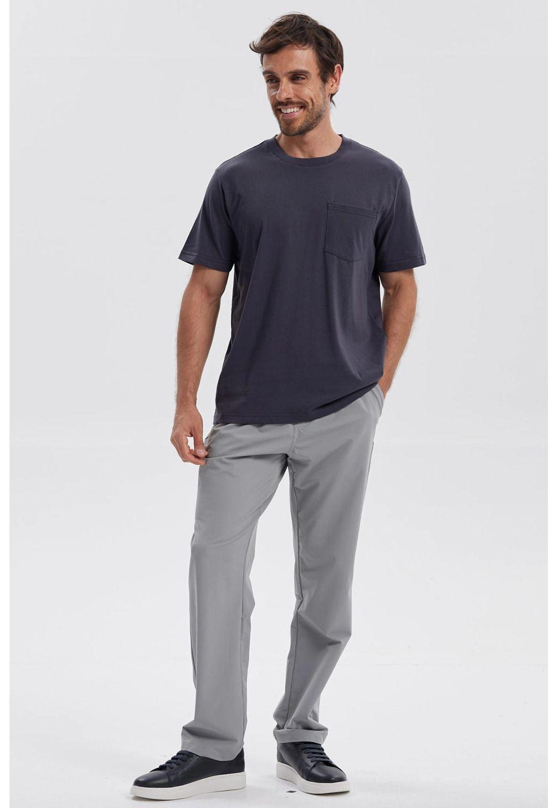 Polera Hombre Básica Con Bolsillo Marengo-3