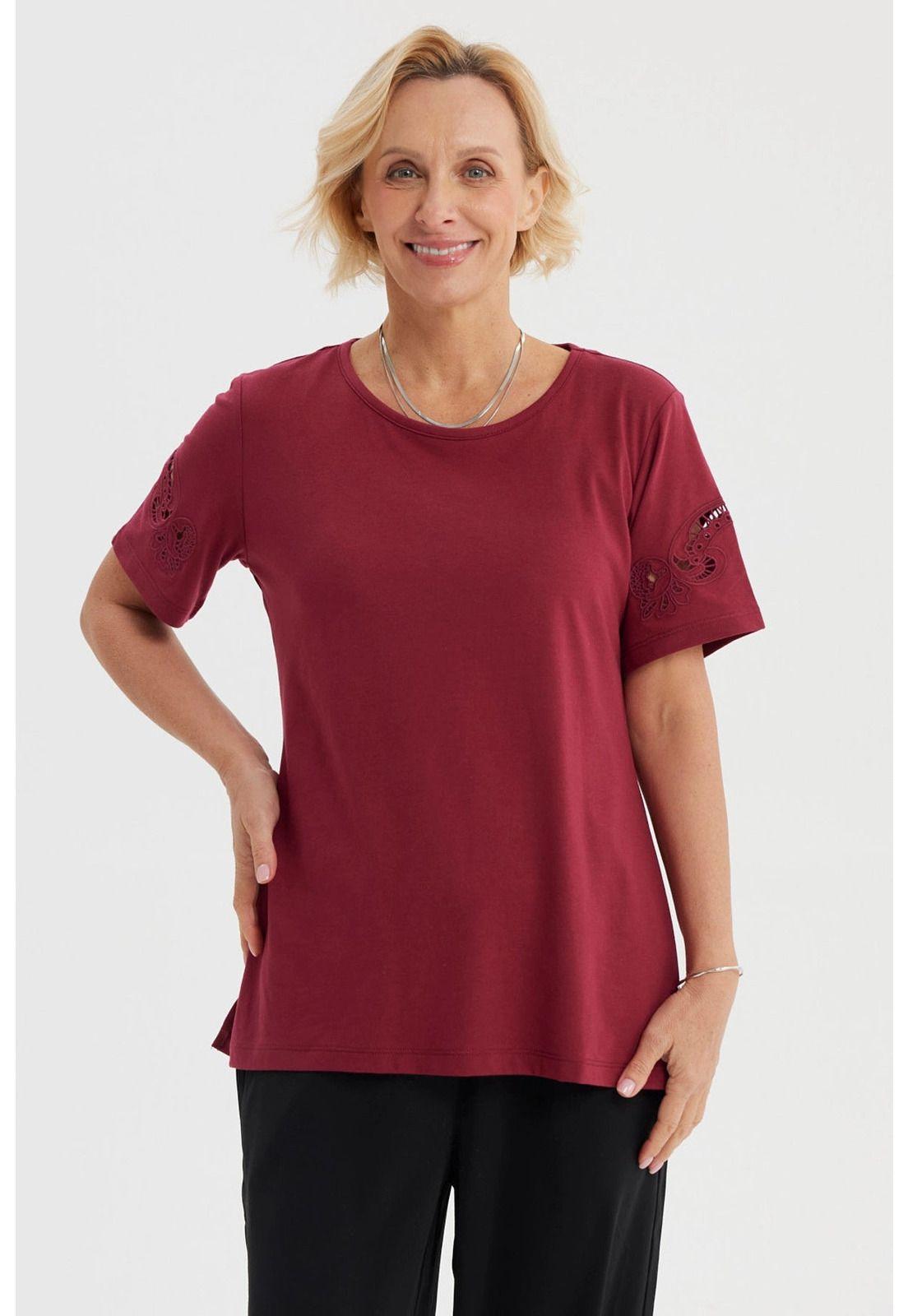 Polera Mujer Detalle Mangas Rojo-0