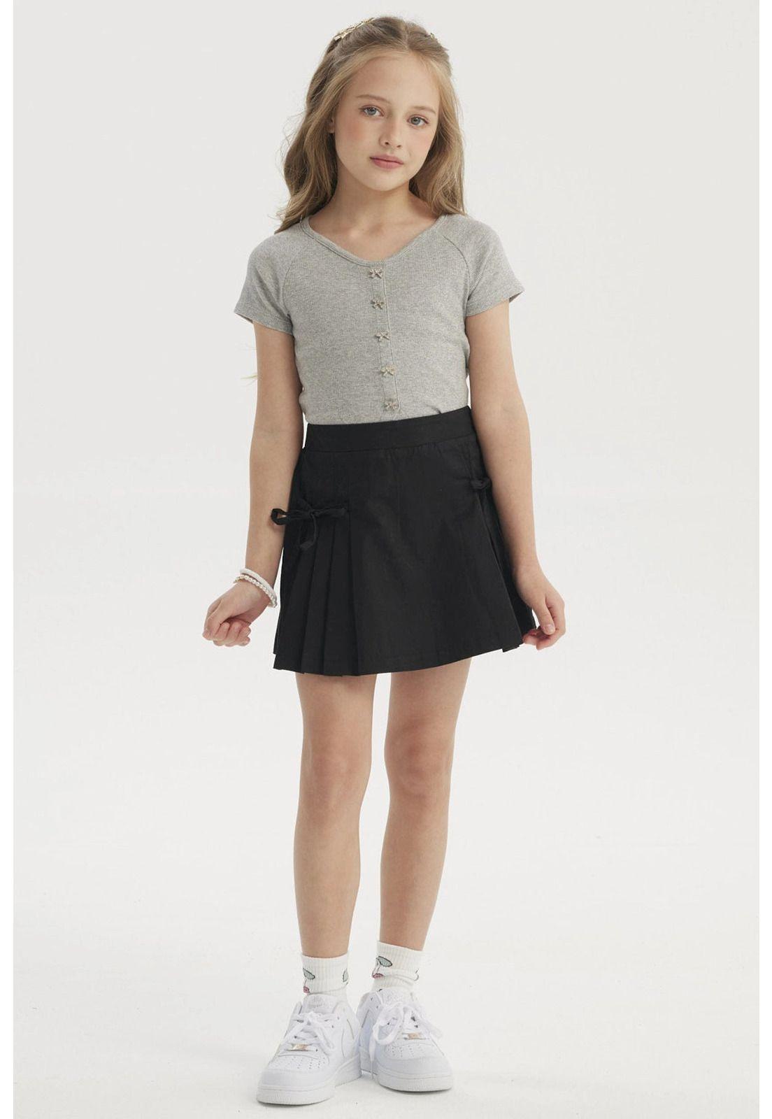 Falda Niña Pliegues Laterales Negro-3