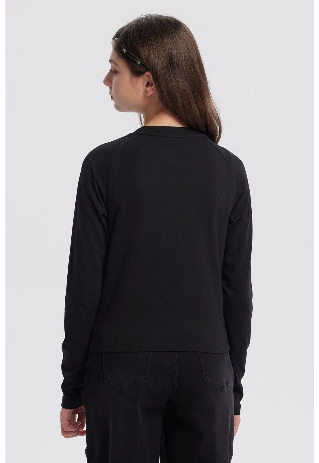 Polera Niña Cuello Redondo Negro-2