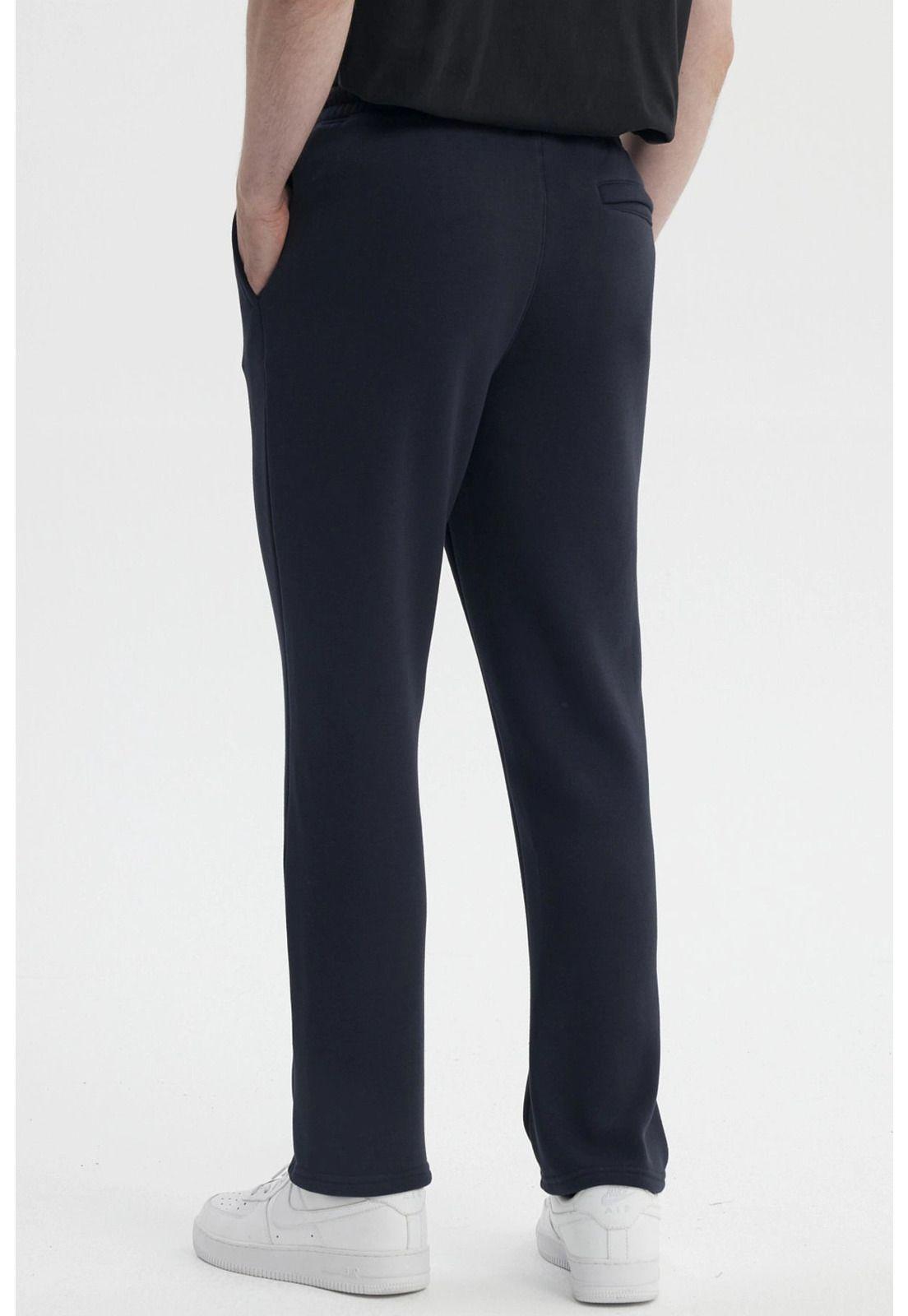 Pantalón Buzo Hombre Calce Recto Slim Azul Marino-2