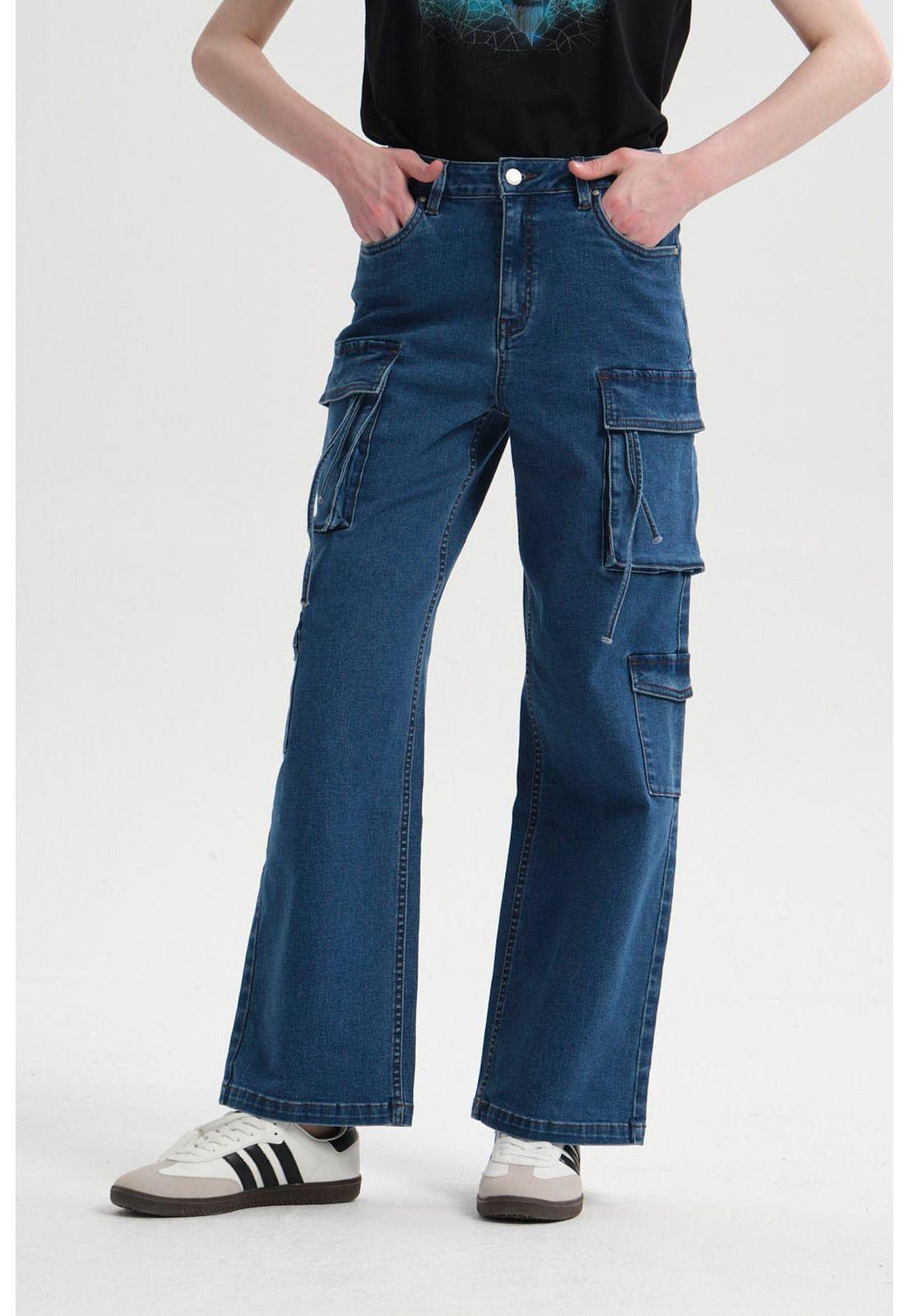 Jeans Mujer Cargo Calce Recto Azul Oscuro-0