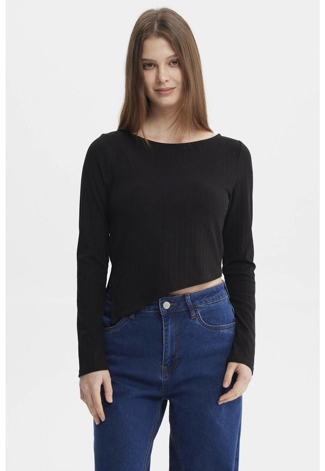 Polera Mujer Ojetillo En Costado Negro-0