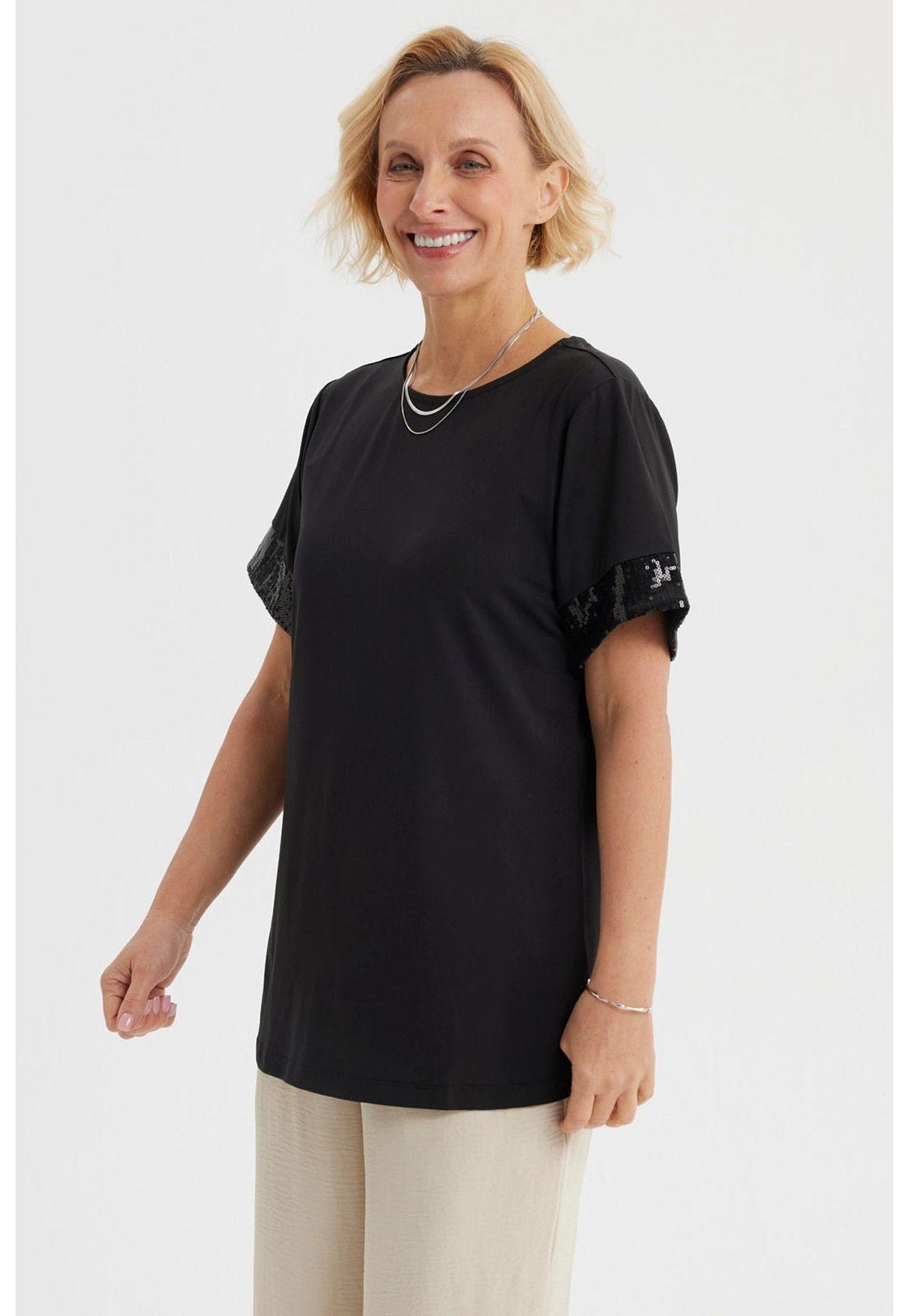 Polera Mujer Aplicación Encaje Negro-1