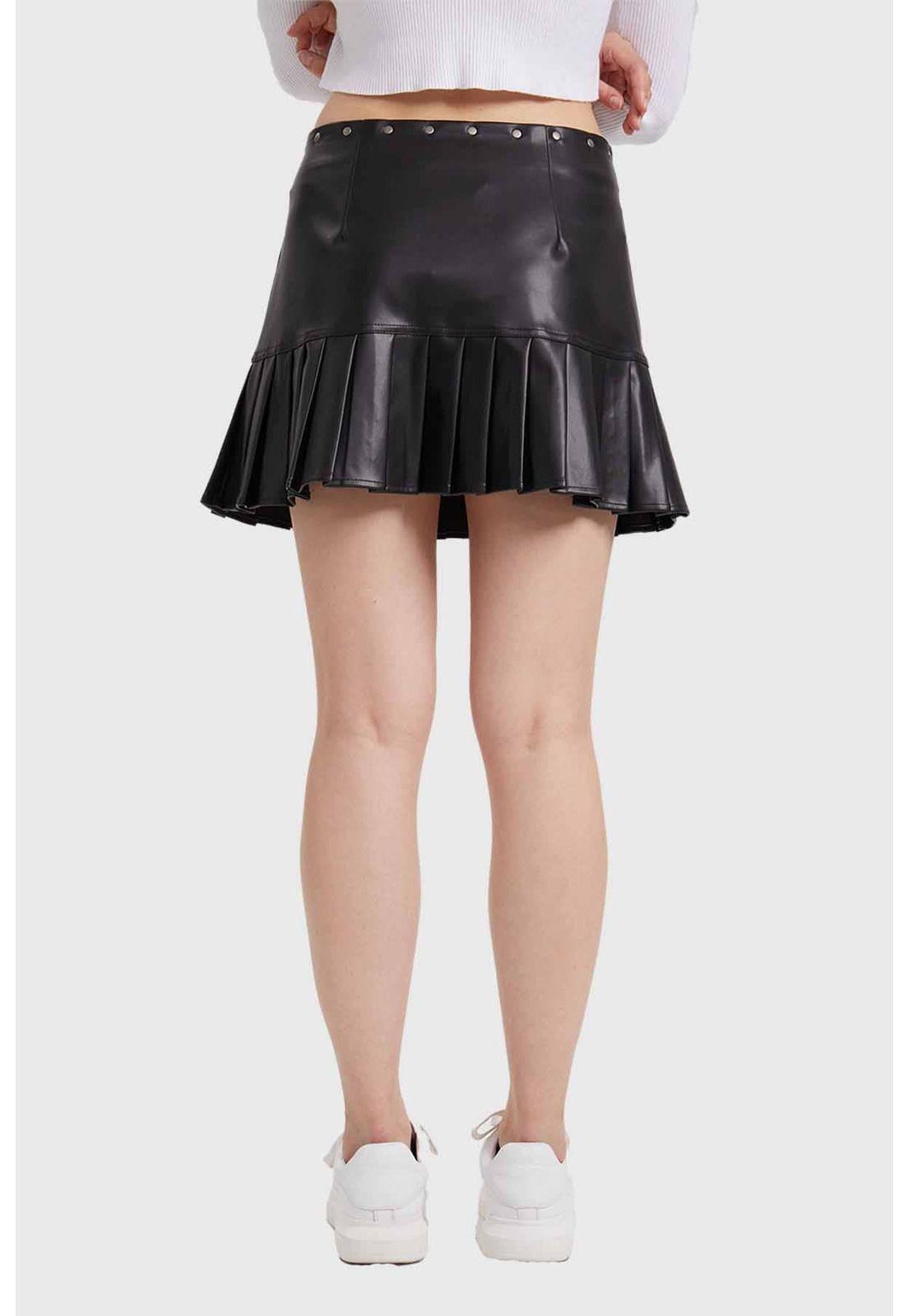 Falda Mujer Tableada Efecto Cuero Negro-2