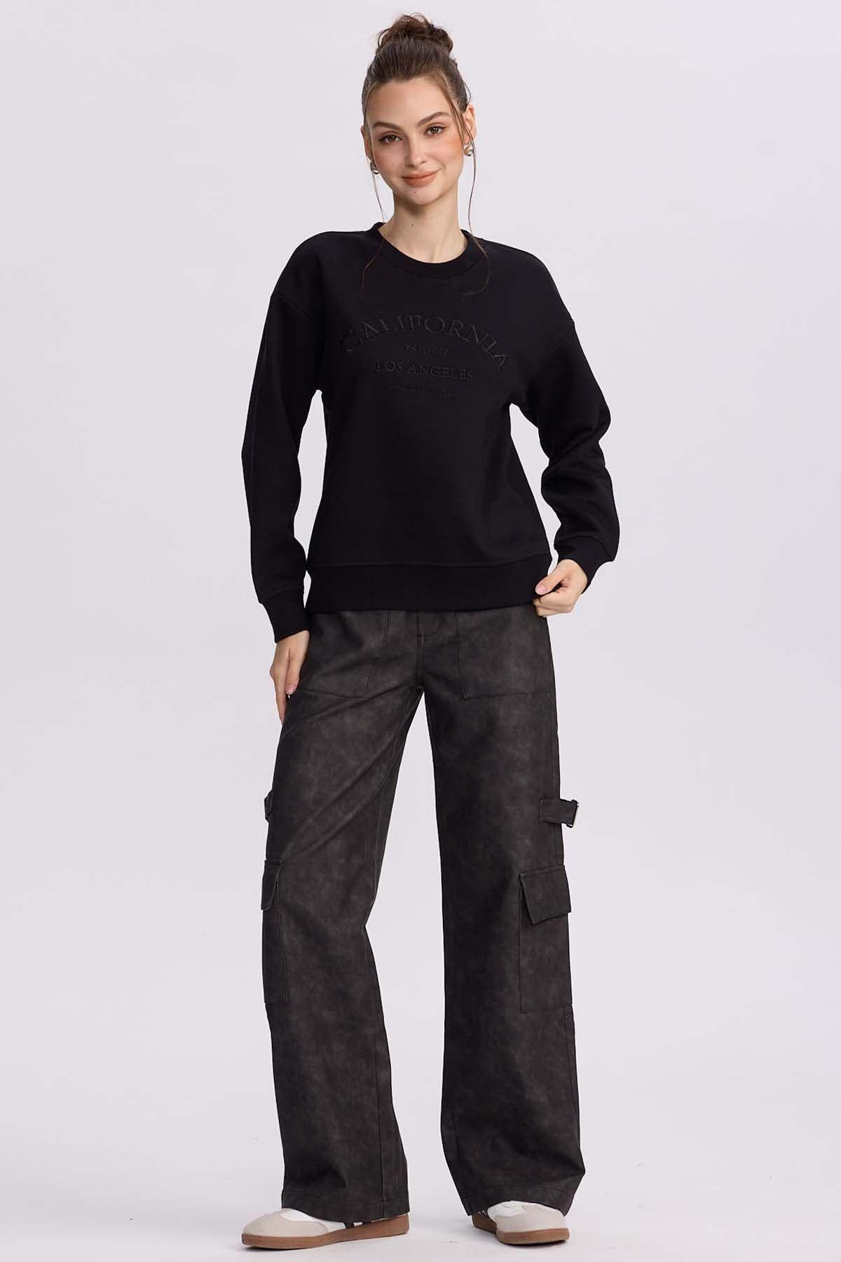 Polerón Mujer Oversize Bordado Negro-3