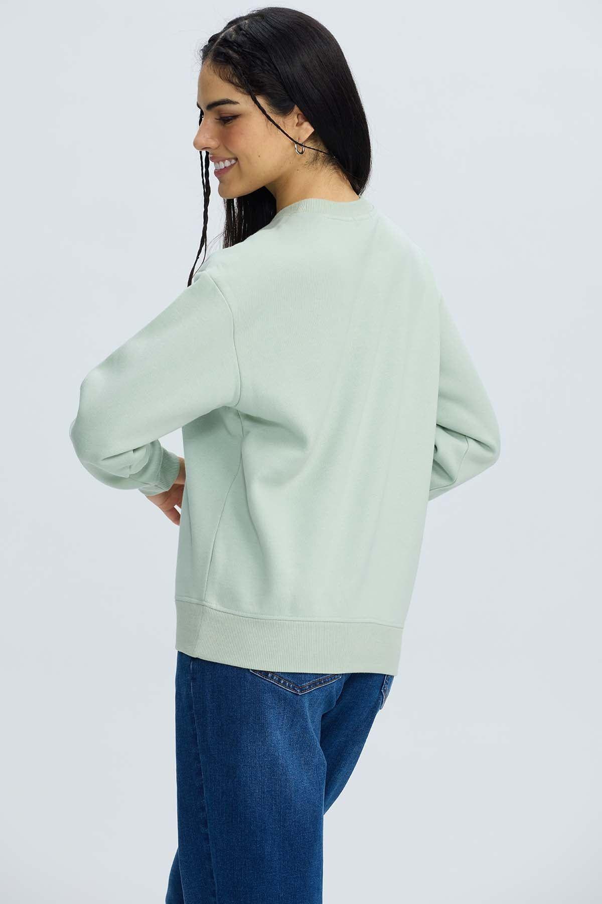 Polerón Mujer Oversize Bordado Verde Agua-2