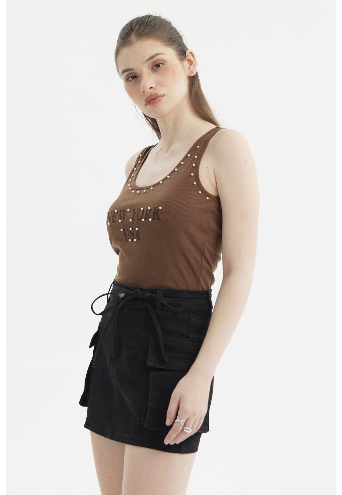 Polera Mujer Rib Aplicación Rivets Y Print Café Oscuro-1