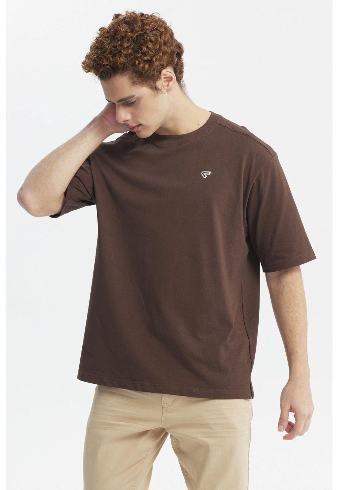 Polera Hombre Label Pecho Chocolate-1