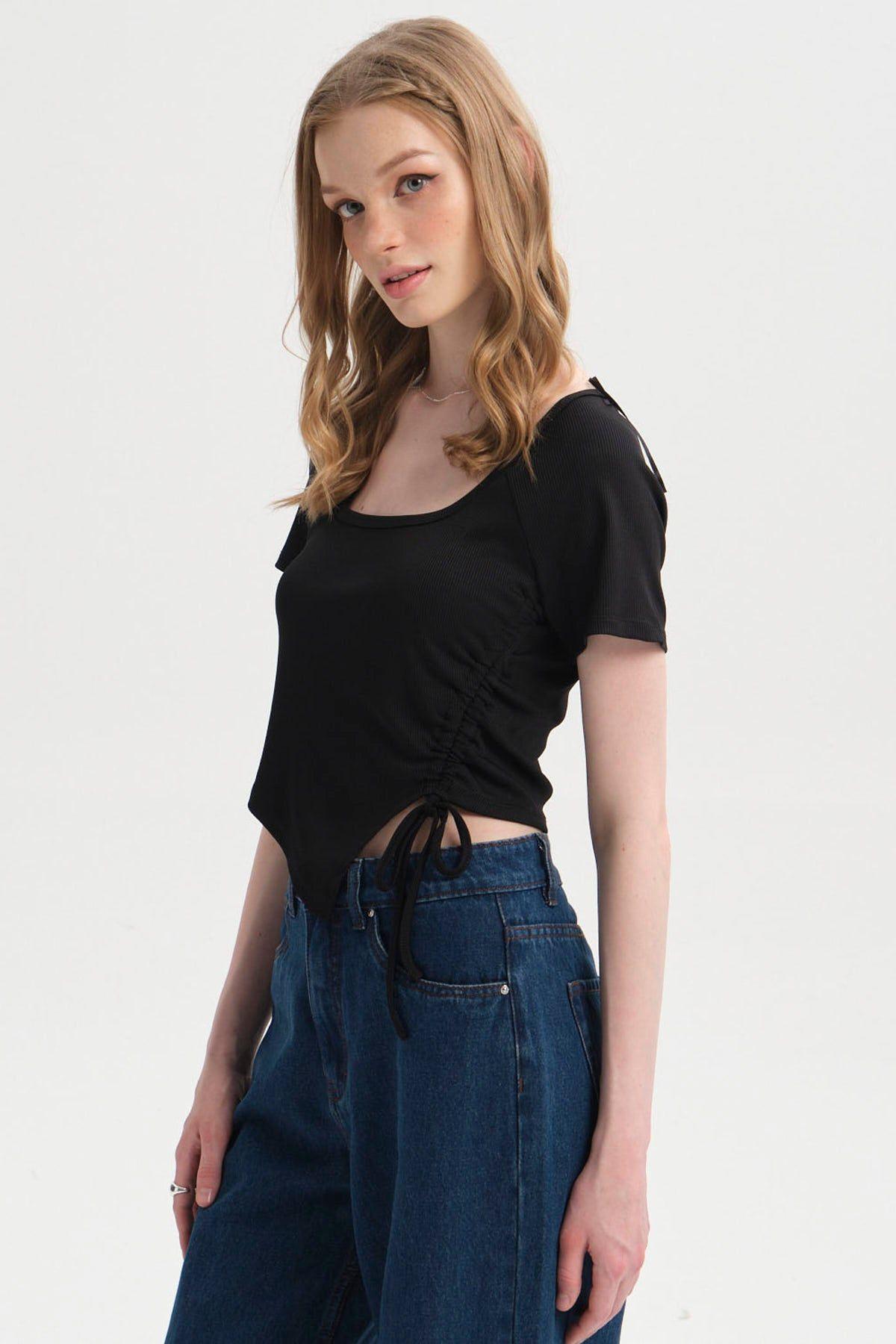 Polera Mujer Recogido Costado Negro II-1