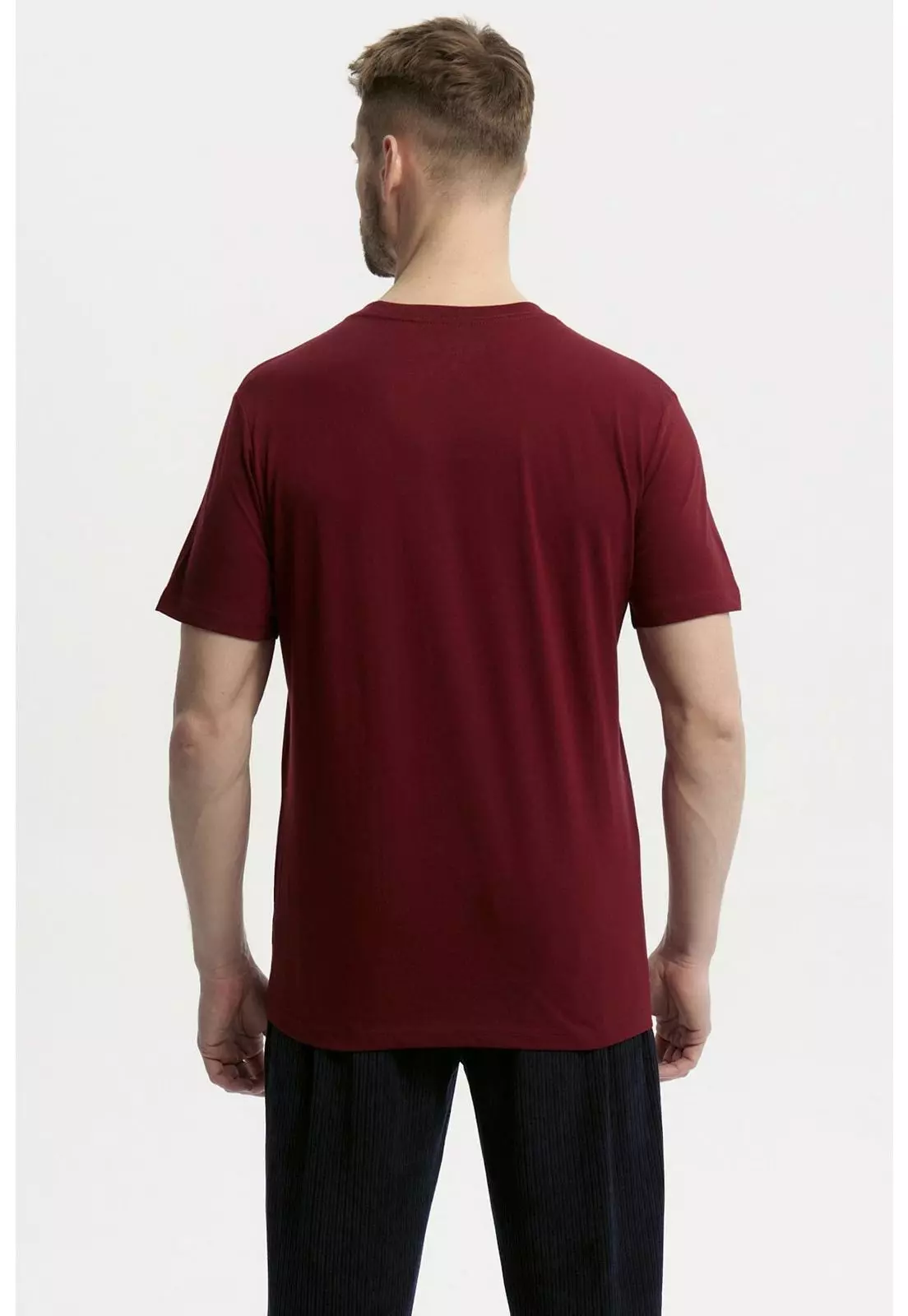 Polera Hombre Básica Con Bolsillo Burdeo - ll-2
